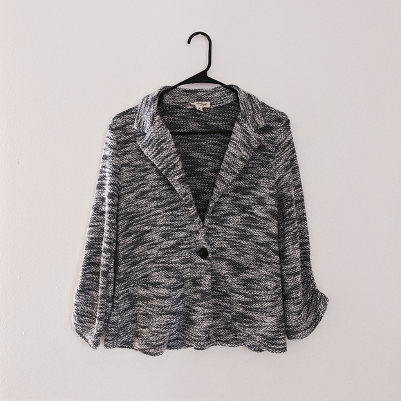 Junior's Knit Blazer - Picture 1 of 6